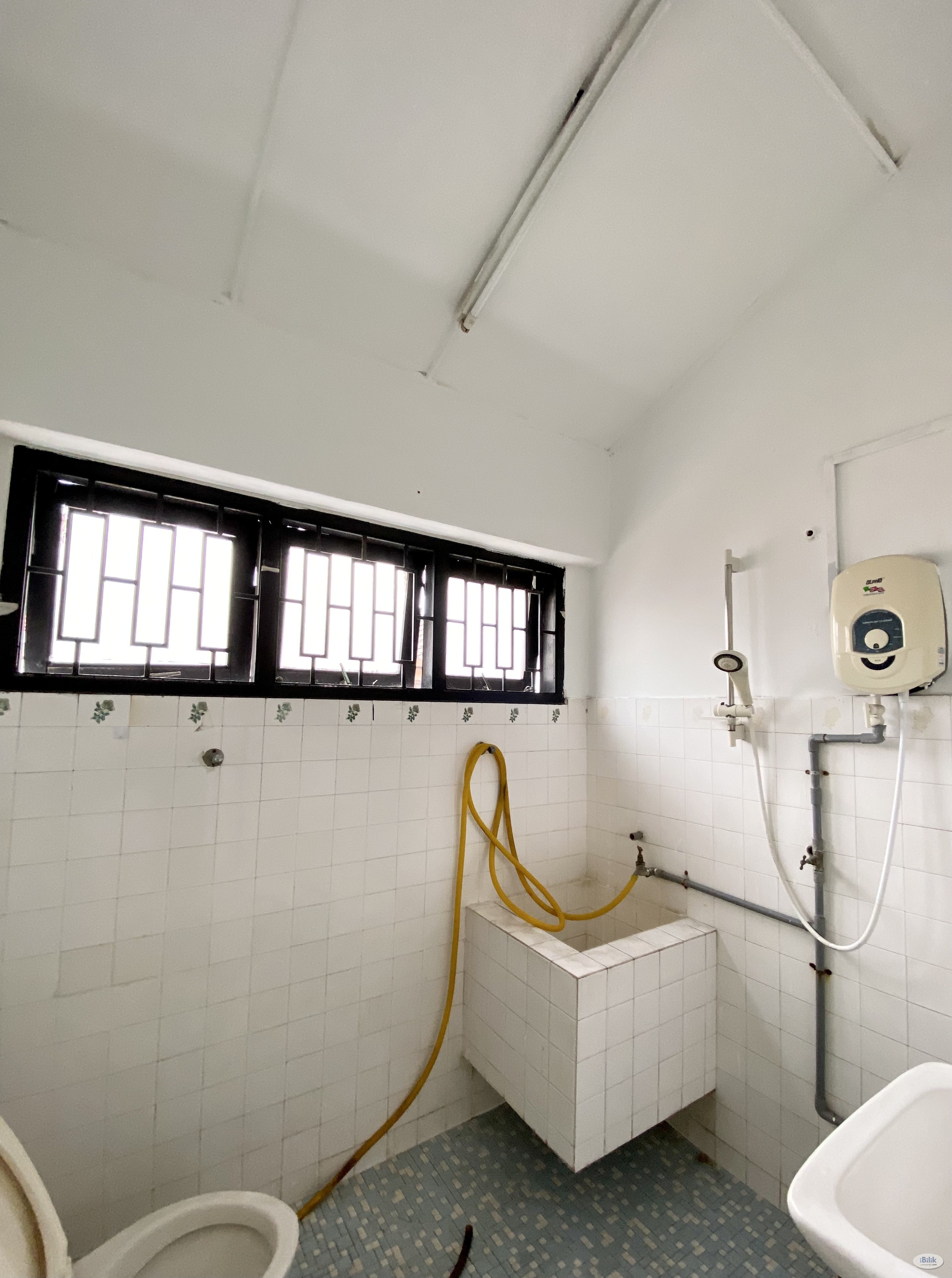 Newly renovated room for rent in SS2 - Image 3