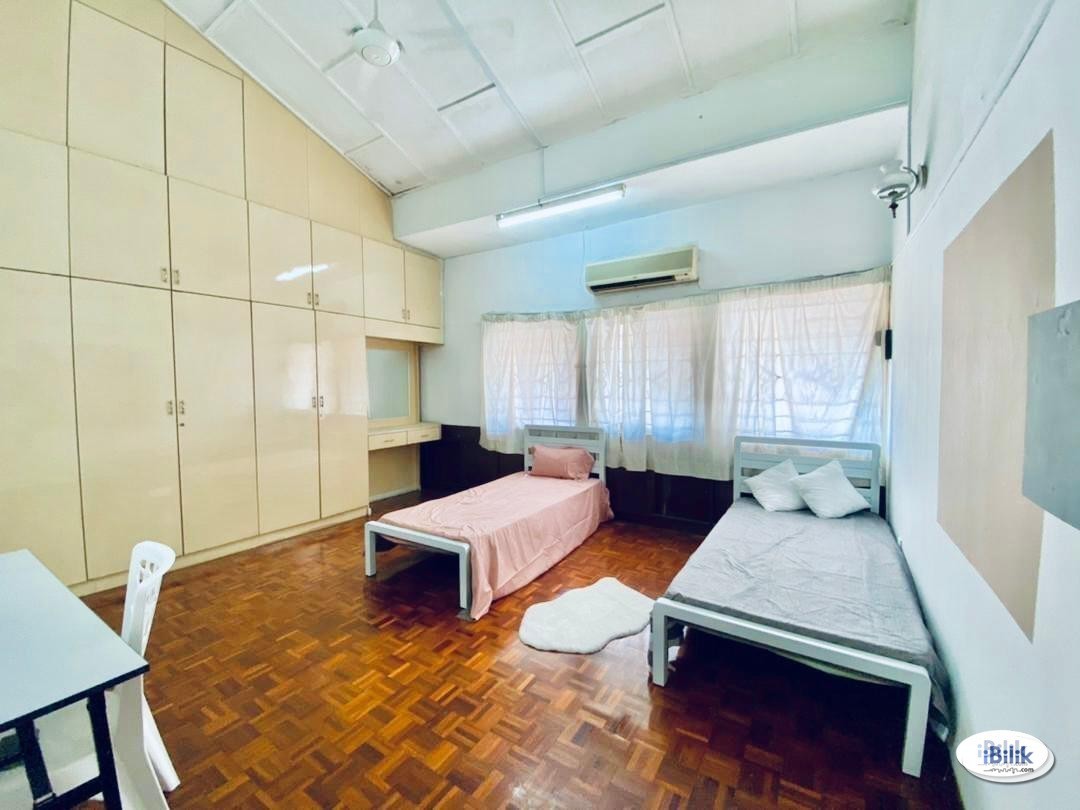 Master Room at SS3, PJ LANDED - Image 1
