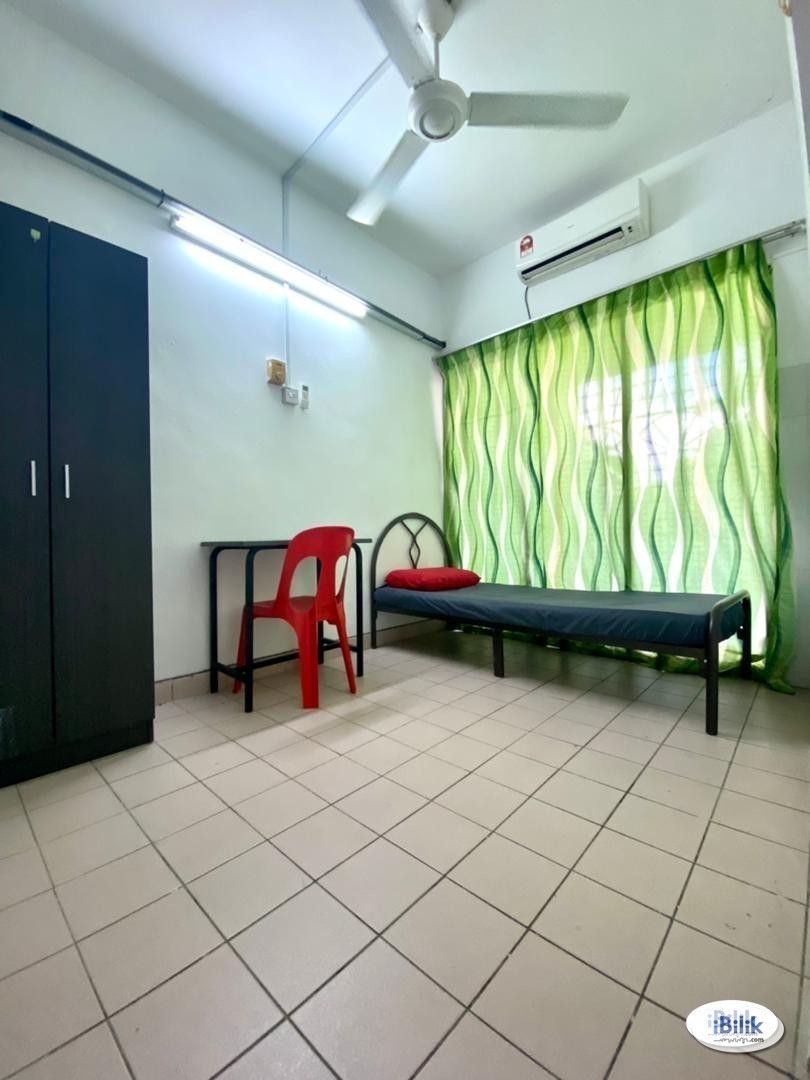 Private Balcony with medium room !! - Image 1
