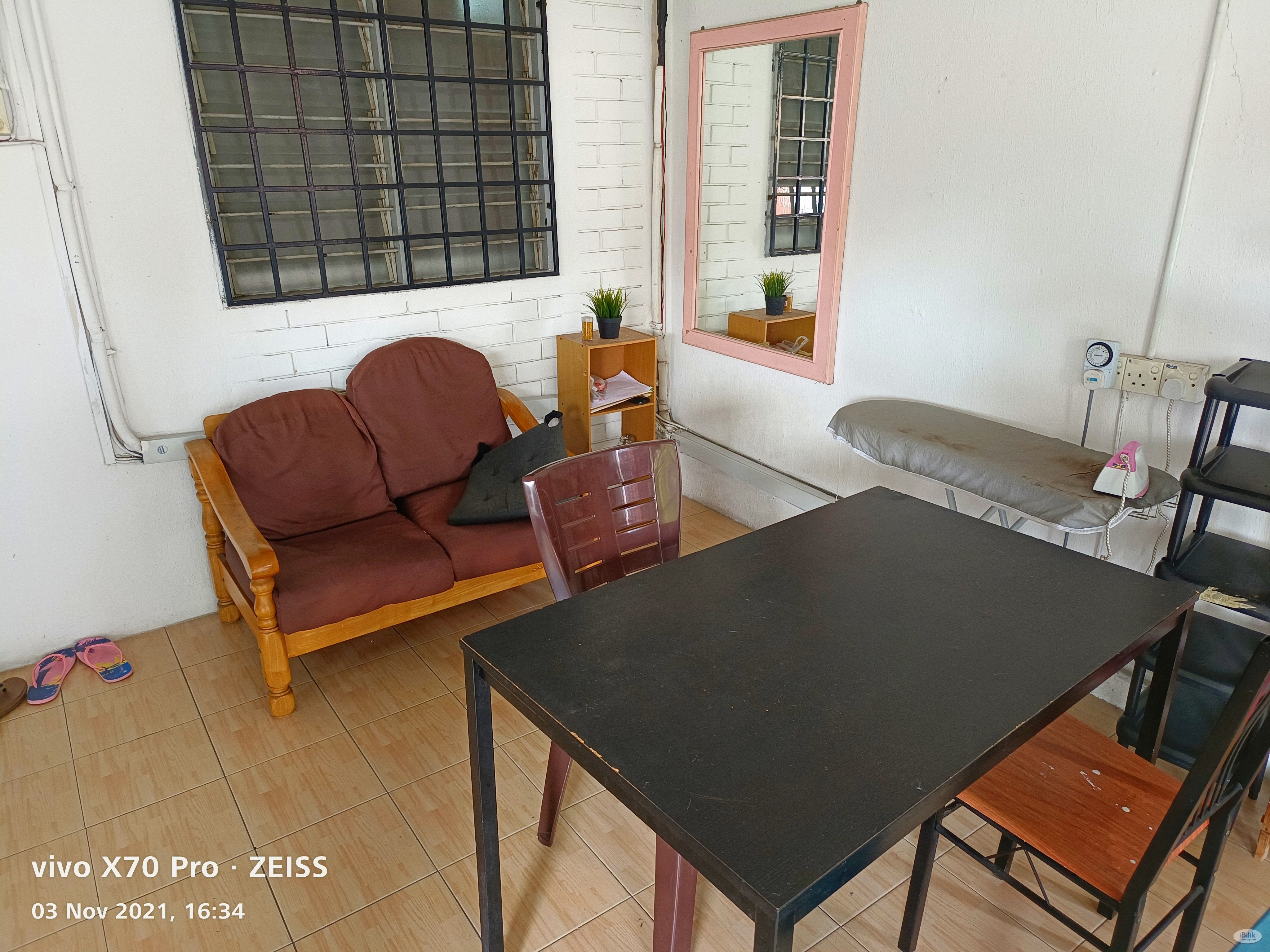 0️⃣ Deposit! Middle room with private bathroom female unit at subang ss15, 6min walk to Inti College/Sjmc/LRT, 🚗5min dri - Image 2