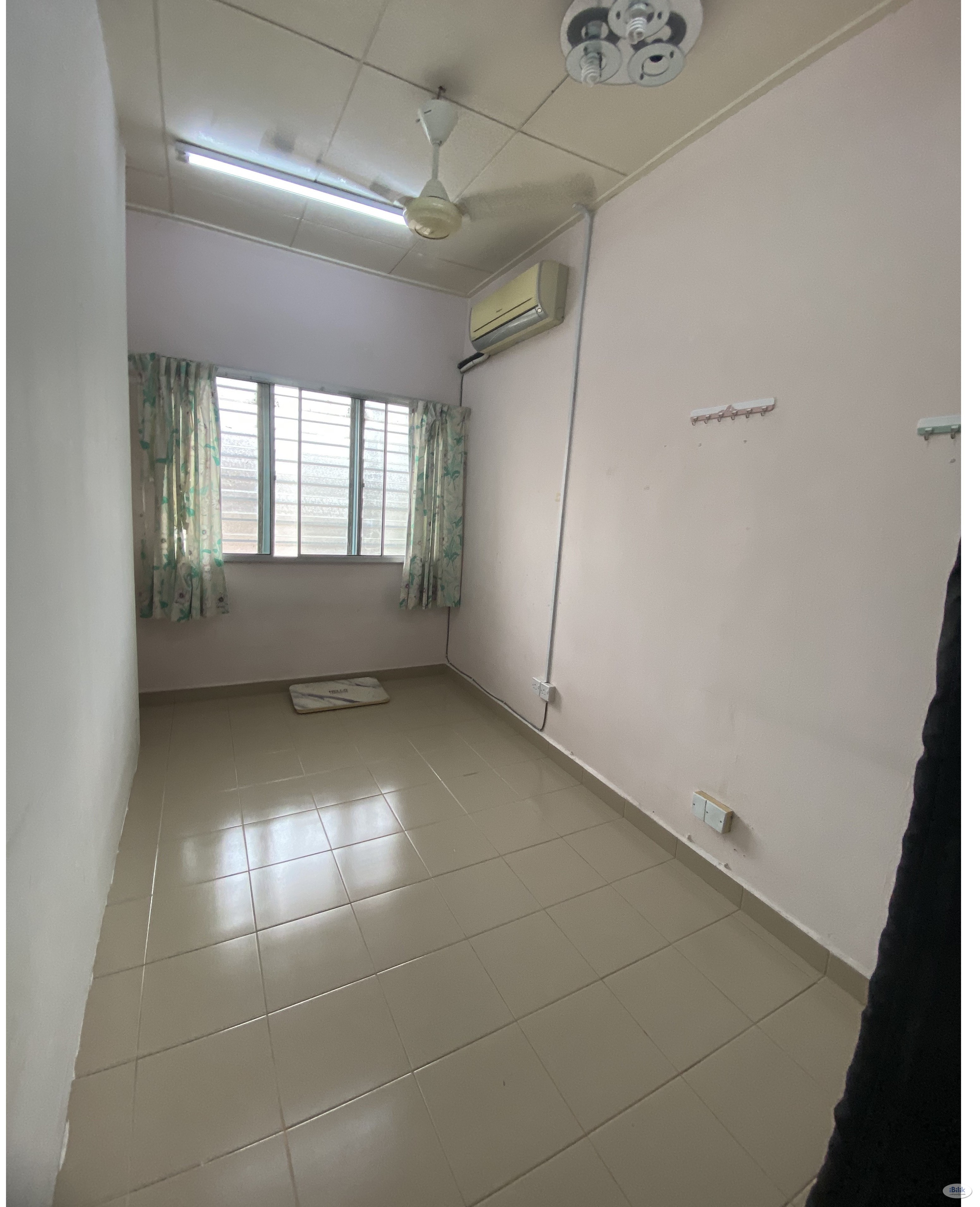 Single room with AC in Damansara Uptown 💯 Near starling mall/uptown - Image 1