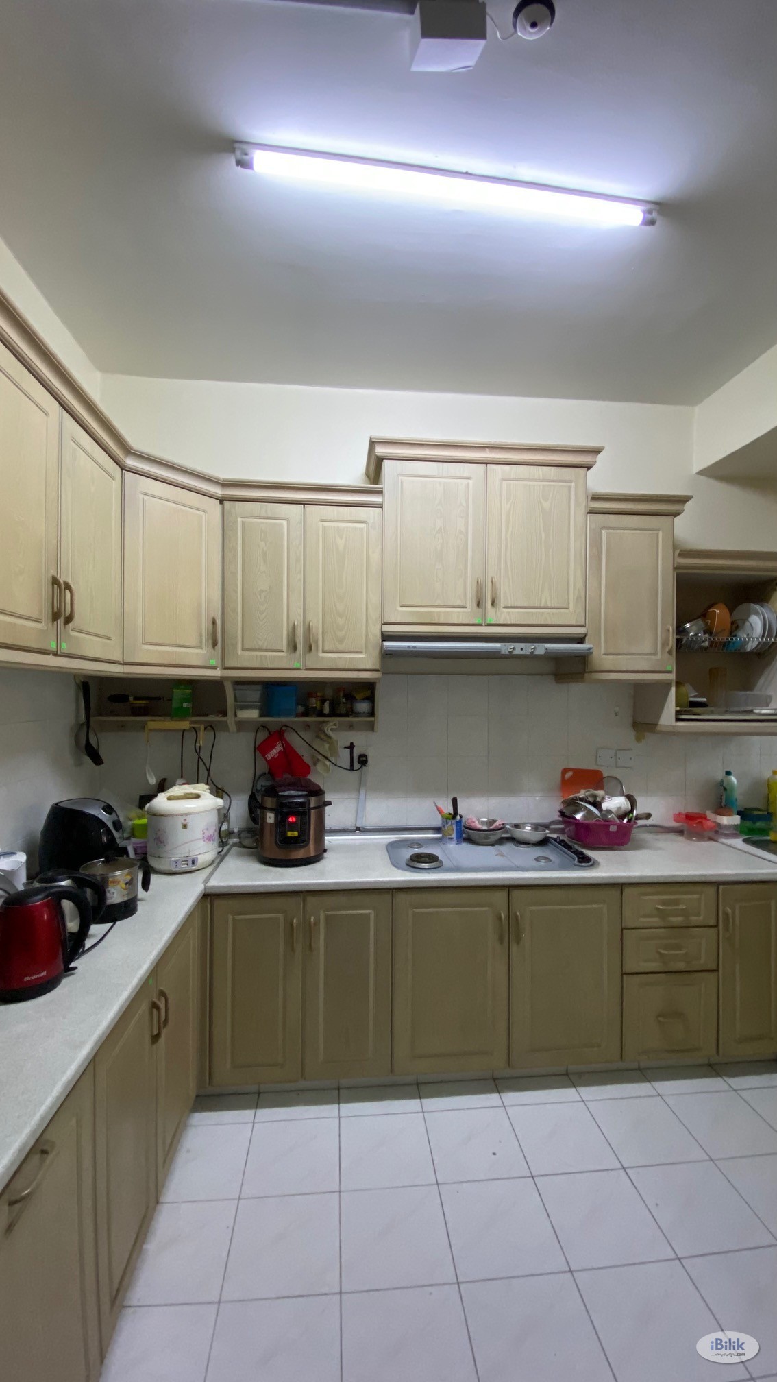 Middle Room at  Bandar Utama, One Utama Mall, Mrt One Utama, Centre Point - Image 3