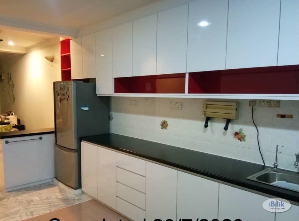 5 Min WALK TO LRT station Single Room with Air cond attached bathroom Subang Jaya - Image 4