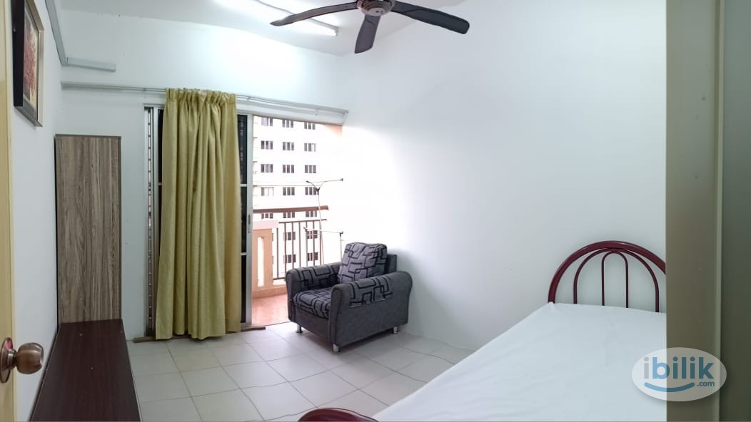 Balcony Room at Cengal Condominium, Bandar Sri Permaisuri - Image 1