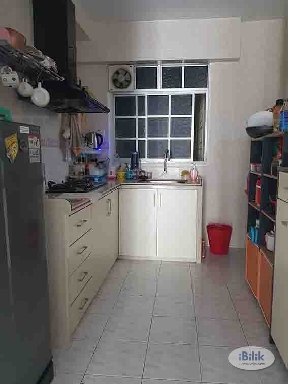 Middle Room at Taman Kristal, Tanjung Tokong - Image 2