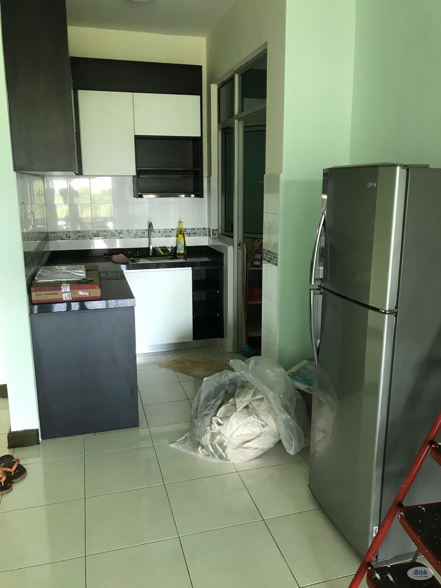 Middle Room at Metropolitan Square, Damansara Perdana no Partition - Image 3