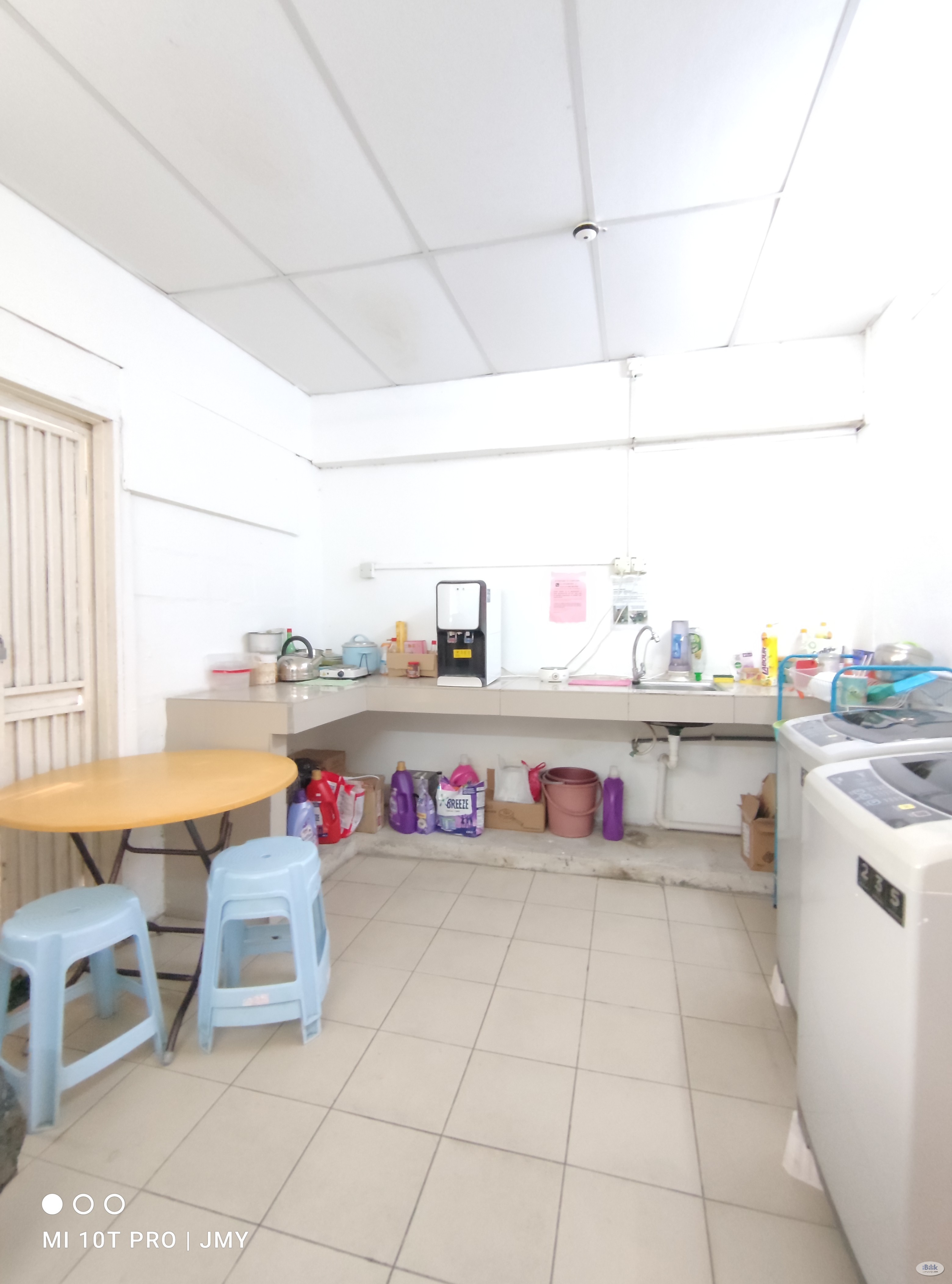 Walking distance 450m  LRT Taman Paramount Single room - Image 2