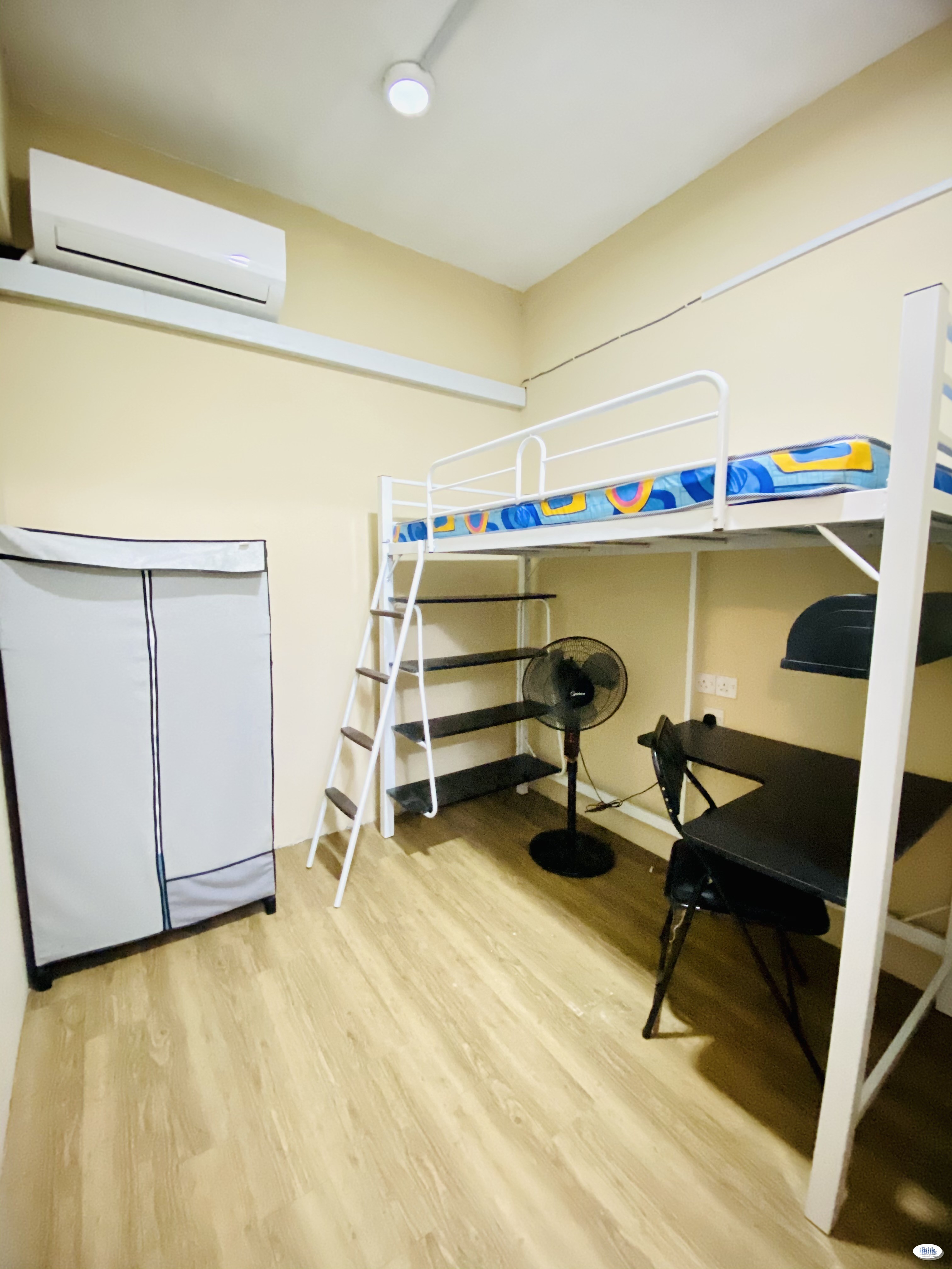 Comfy & Comfortable Single Room at Sungai Besi, Kuala Lumpur with 🚶‍♂️ to LRT Station - Image 1