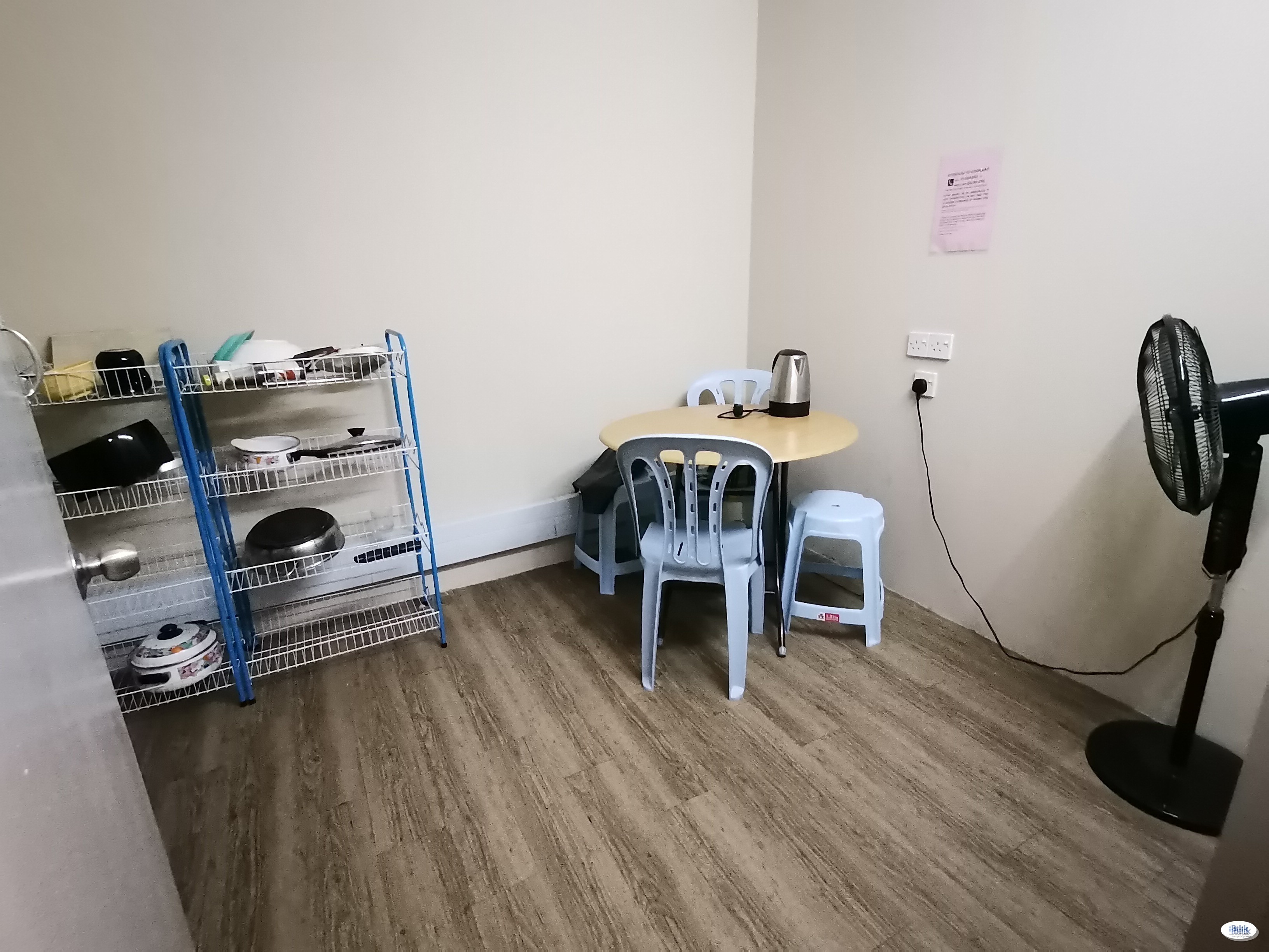 Comfy & Comfortable Single Room at Sungai Besi, Kuala Lumpur with 🚶‍♂️ to LRT Station - Image 3
