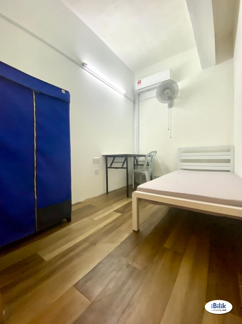 Middle Room at Damansara Utama, Petaling Jaya - Image 1