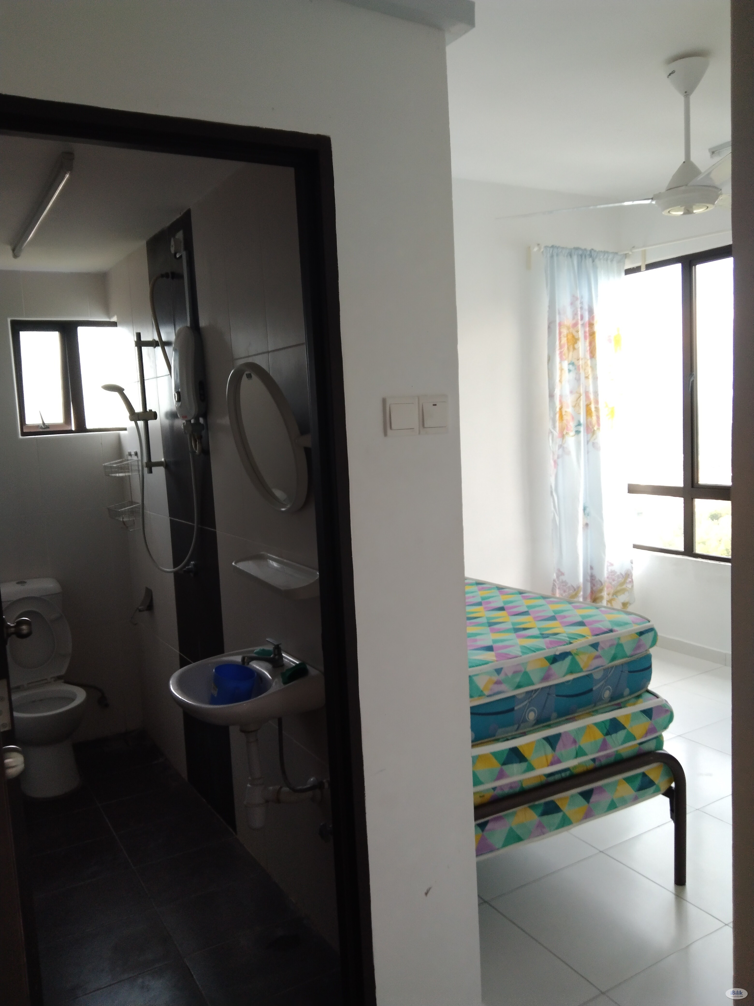 Master Room at The Heights Residence @ Taman Muzaffar Heights, Ayer Keroh - Image 1