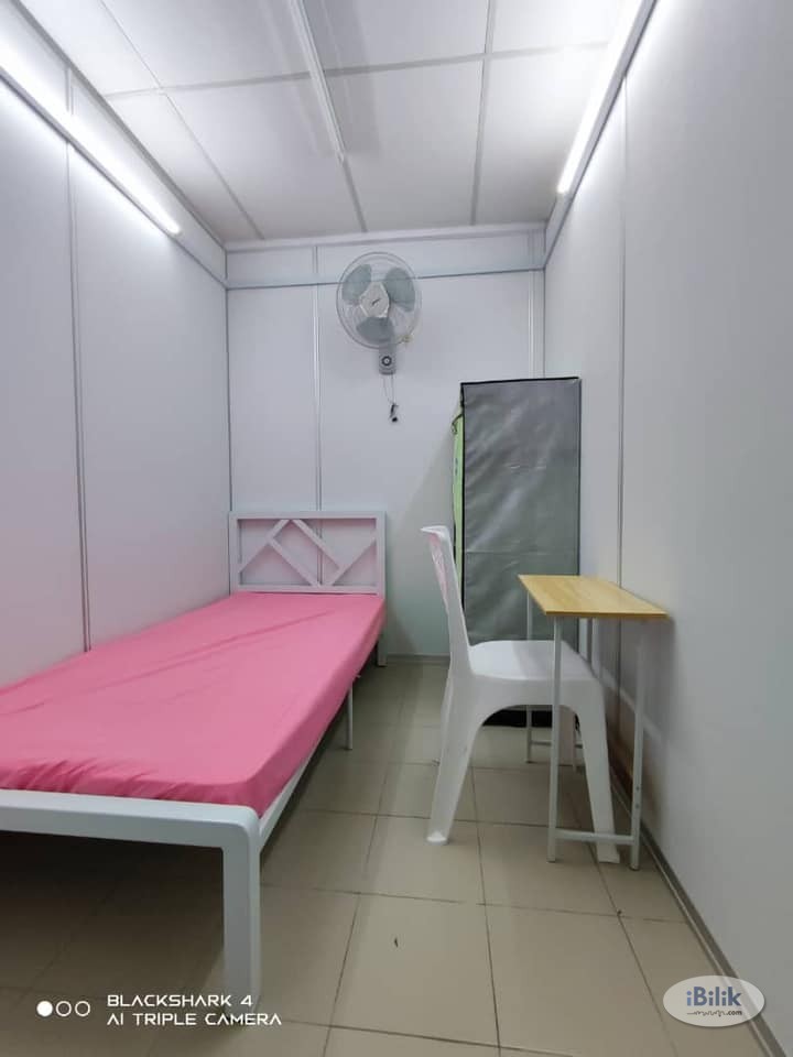 FREE 1 Month Rental! Single Room For Rent 5min walk to Lembah Subang MRT Station - Image 1