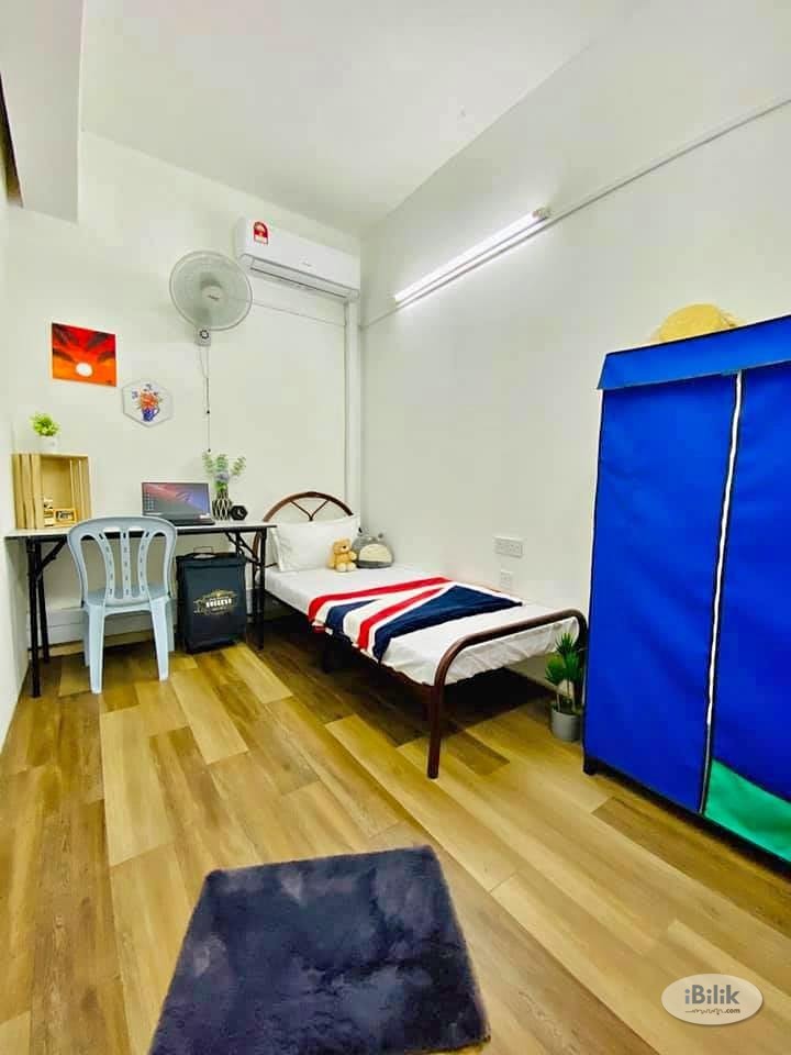 1Month Deposit! Room in Damansara Utama, Petaling Jaya with High Speed WIFI - Image 1