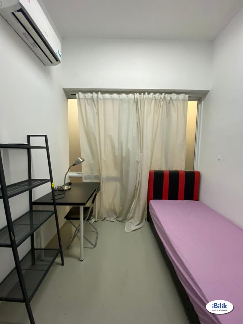 Middle Room at Kota Damansara, Petaling Jaya - Image 1