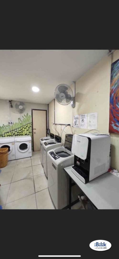Middle Room at Kota Damansara, Petaling Jaya - Image 3