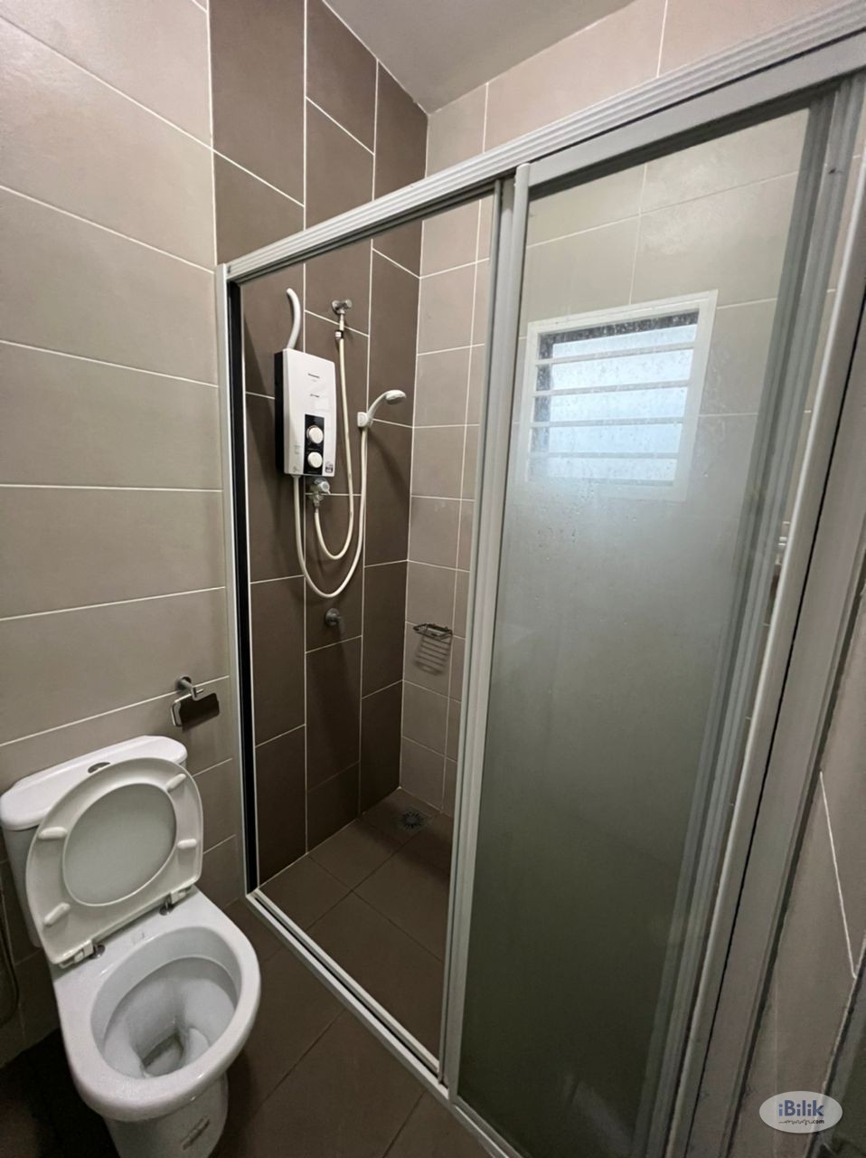 Small Room - Image 3