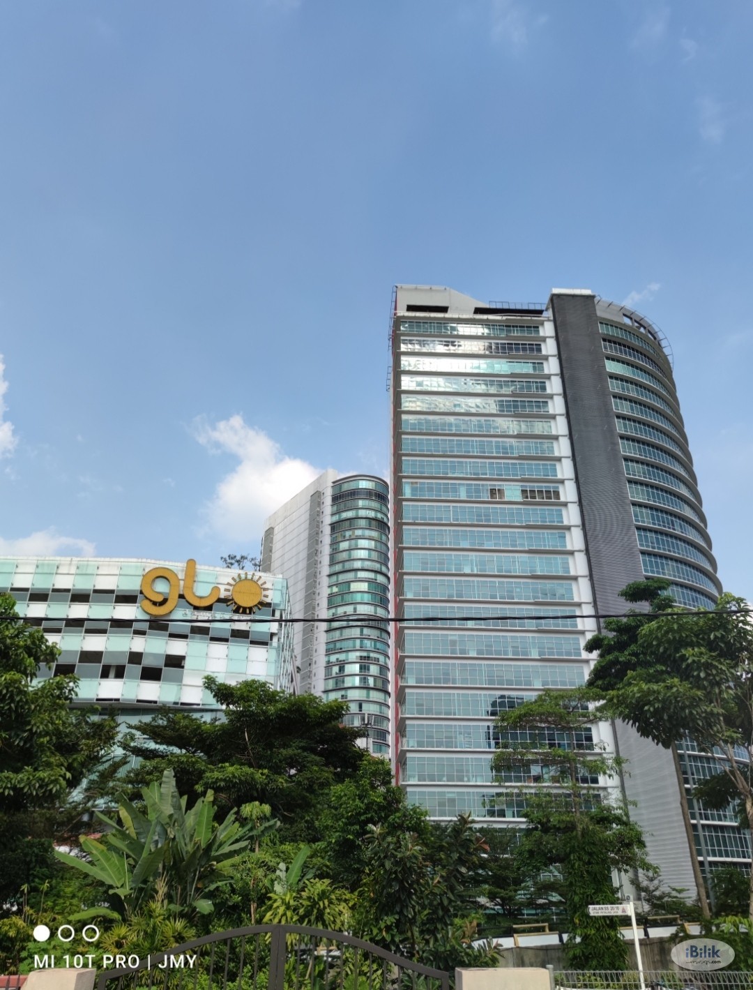🌈🚄650m walking distance to TTDI MRT 🚆🚇 Strategy location Empty medium room landed house opposite Glomac Damansara, TM On - Image 3