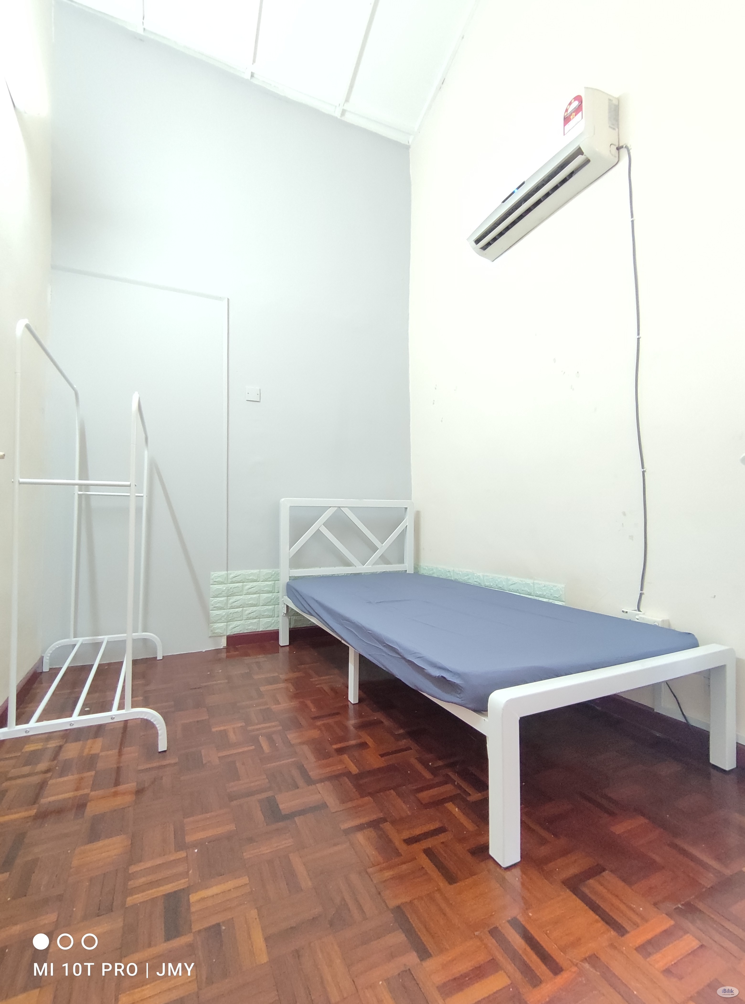 🌈🚄650m walking distance to TTDI MRT 🚆🚇 Strategy location Empty medium room landed house opposite Glomac Damansara, TM On - Image 1