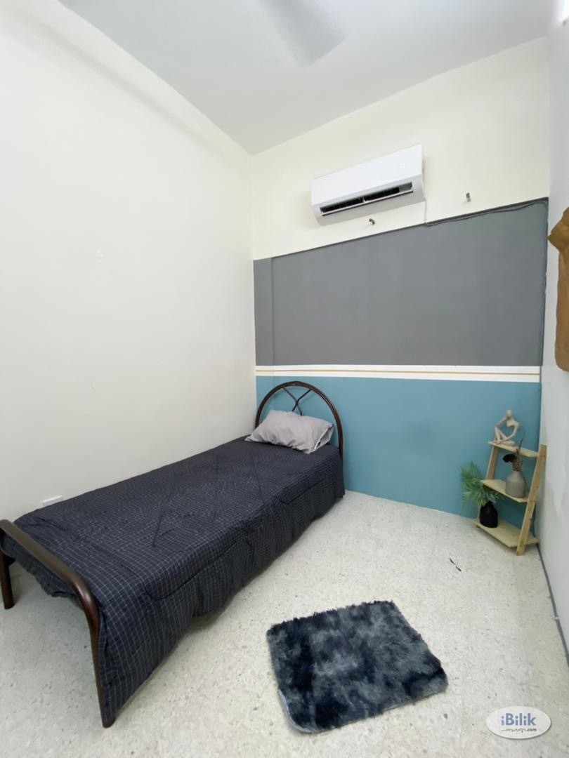Zero Deposit Single Room for Rent in Section 14, Nearby 3 2 Square, Digital Mall, The Symphony, Sea Park - Image 1