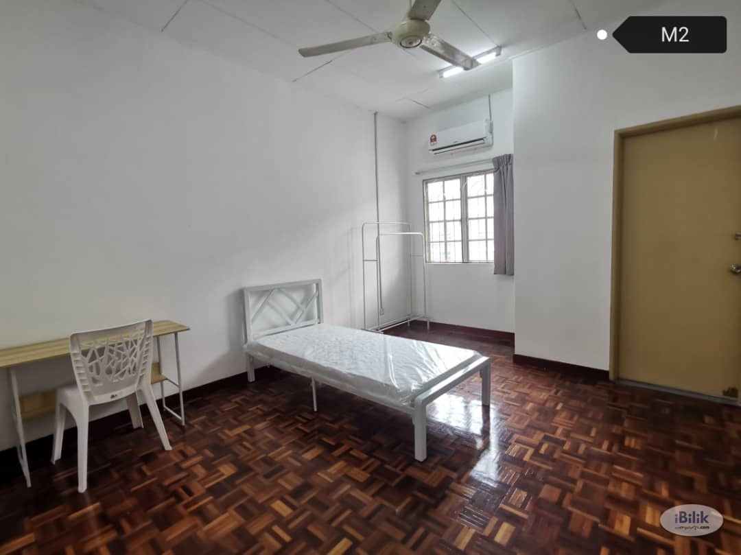 Zero Deposit Medium Room for Rent in Setia Alam, Nearby Setia City Mall, Top Glove Tower, Sunsuria Forum 19 - Image 1