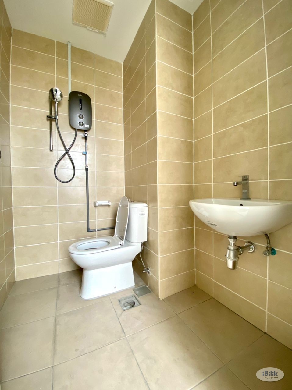 LOW Deposit ⛳ Middle Room at i-Residence, Shah Alam - Image 2