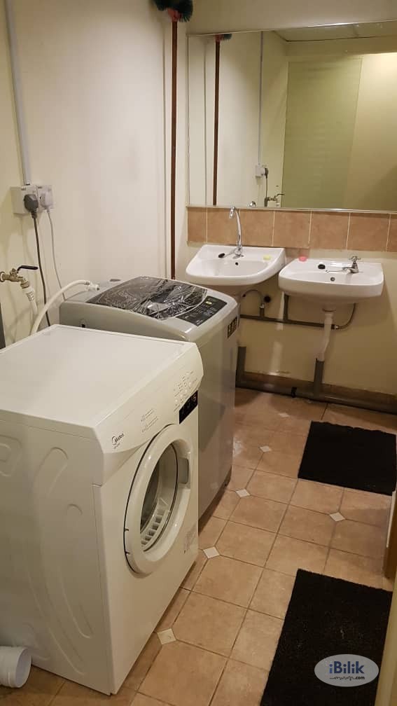 Middle Room at Dataran Sunway, Kota Damansara - Image 4