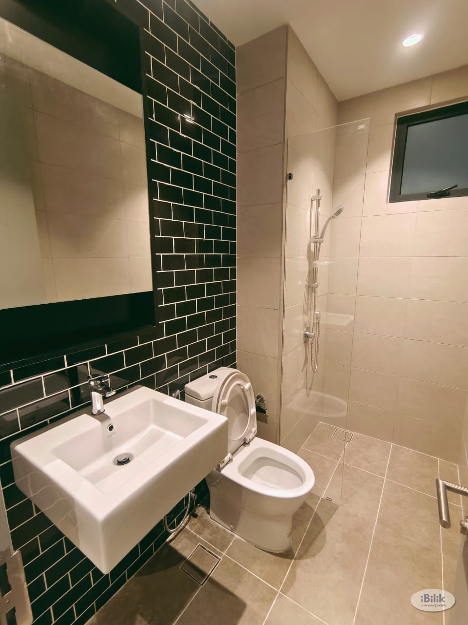 NEW CONDO 🟠 Middle Room at Union Suites Bandar Sunway - Image 4