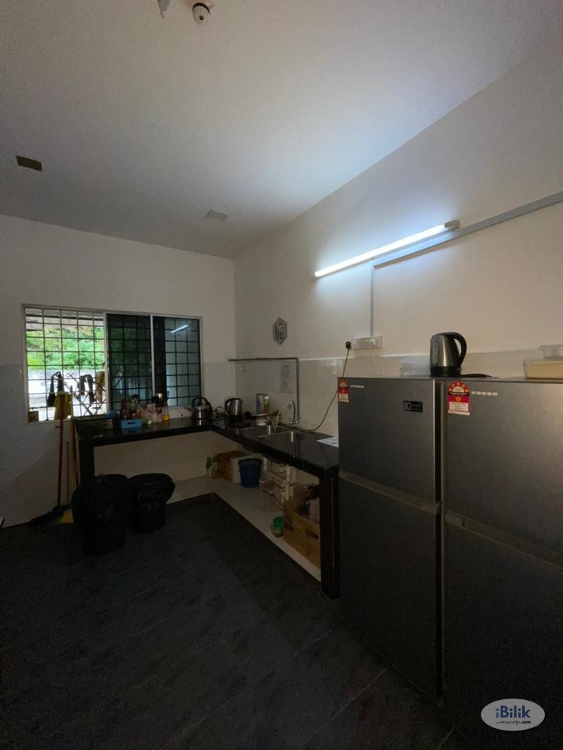💥💥Master and Medium Room at Bandar Puchong Jaya, Puchong💥💥 - Image 5