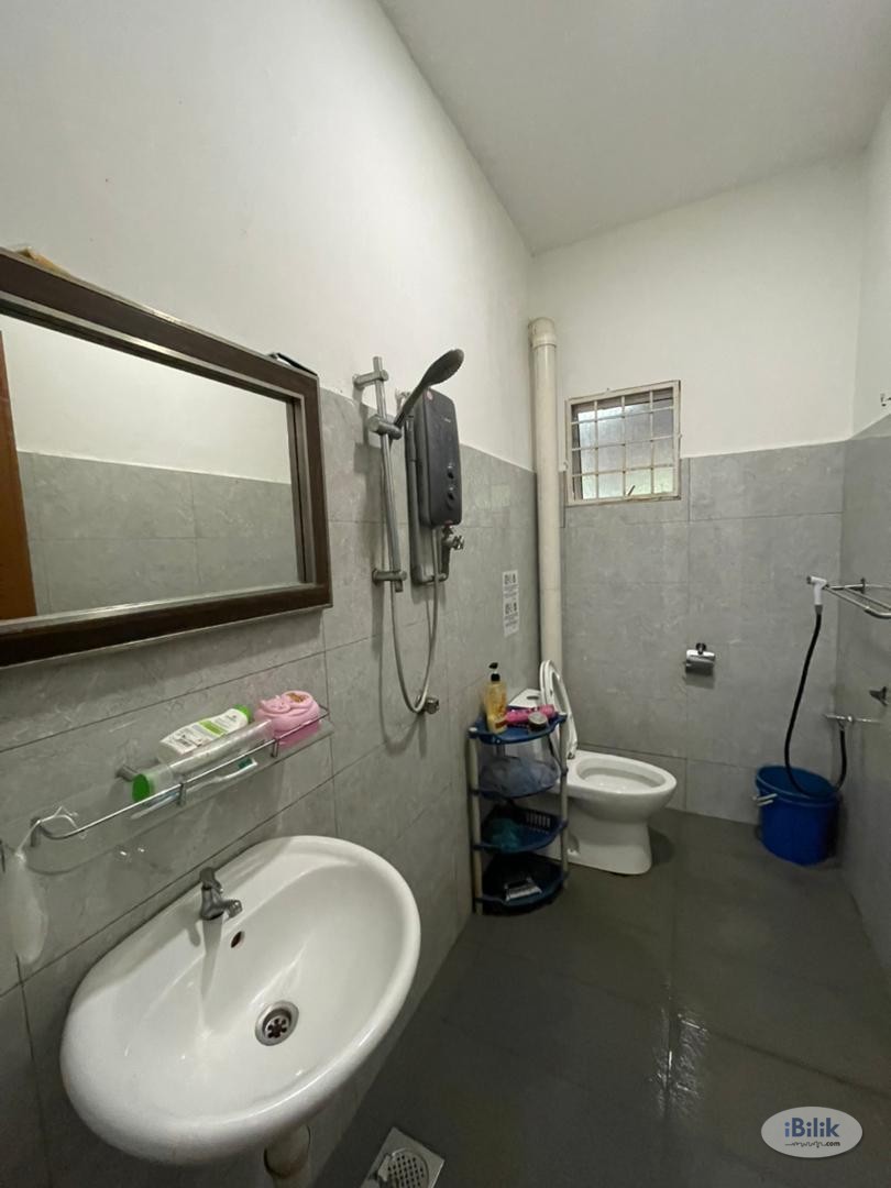 💥💥Master and Medium Room at Bandar Puchong Jaya, Puchong💥💥 - Image 4