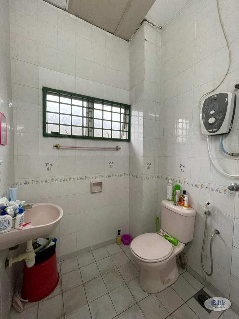 💥💥LAST MASTER ROOM for rent at Bandar Puchong Jaya💥💥 - Image 3