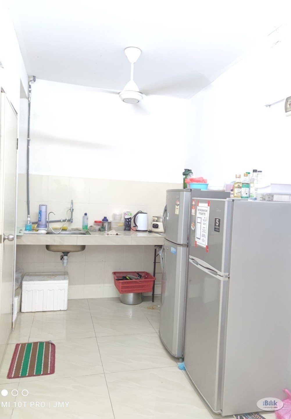 🚄Convenience COZY ROOM with Convenient Shops, Restaurants AT SEA PARK!!! NEAR LRT !! Medium Big Room With sharing toilet - Image 4