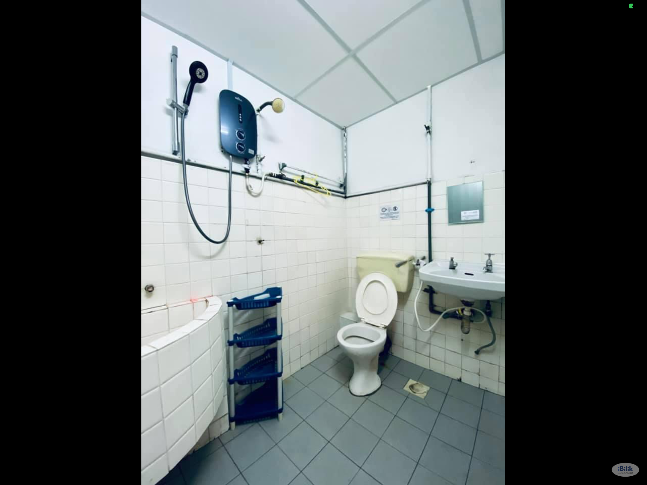 Middle Room at Kota Kemuning, Shah Alam - Image 2