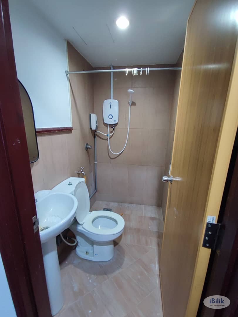 💥💥 ✨✨AIRBNB STAY✨✨ Middle Room At Bandar Puchong Jaya💥💥 - Image 5