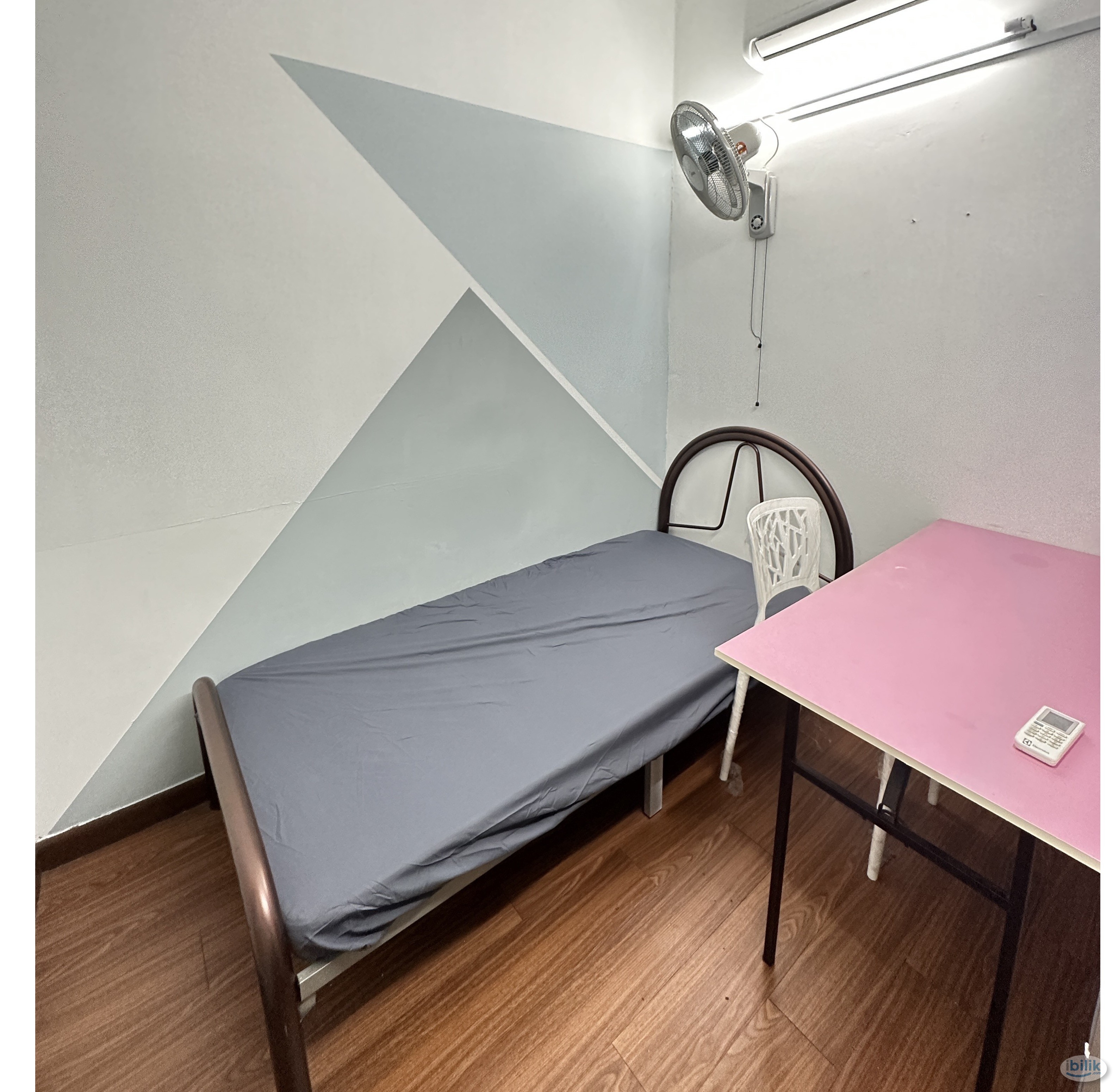 🔵🟡DAMANSARA UPTOWN  Room For Rent At The Starling, Damansara Uptown - Image 1