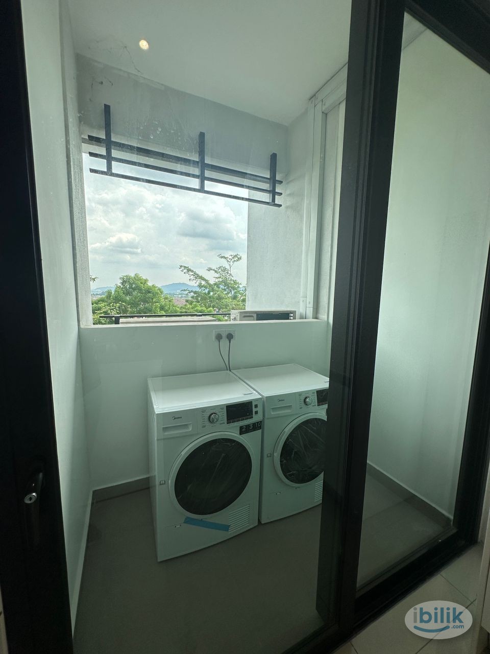 Middle Room at i-Residence, Shah Alam - Image 5