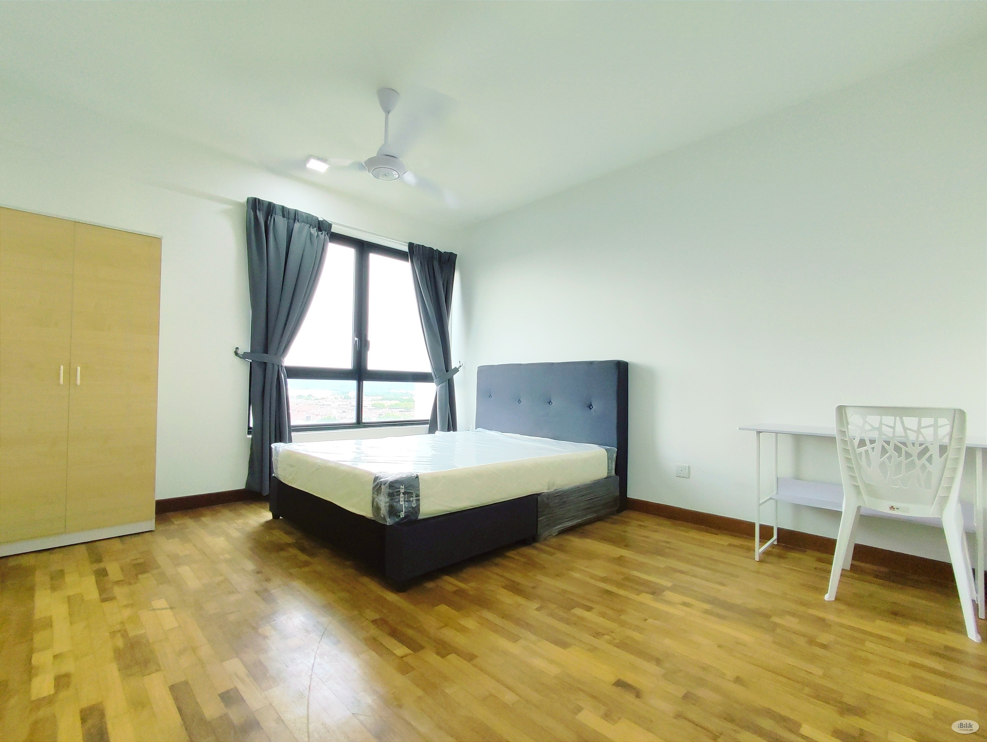 New Renovate Condo Middle Room at i-City, Shah Alam Nearby I City Walk and I City Mall - Image 1