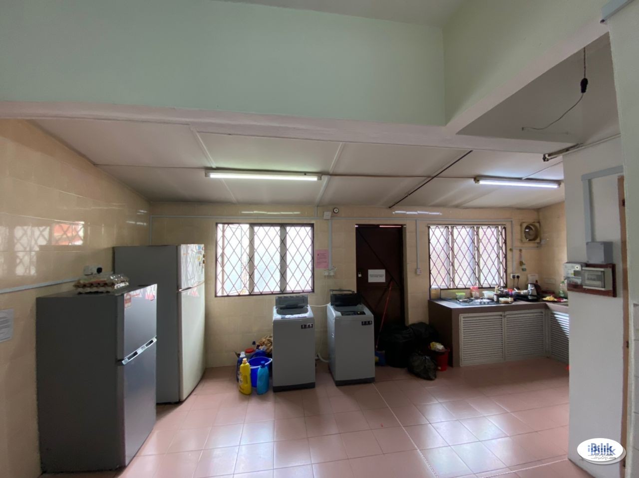 🚶‍♂️WALKING DISTANCE TO LRT STATION🚶‍♂️ ✨LOW DEPO & LIMITED ROOM FOR RENT IN SUBANG JAYA AREA✨ - Image 2