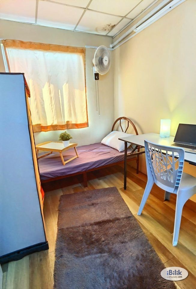 Comfort 1 Month Deposit ~ Walking Distance LRT Kelana JayaRoom in SS4 For Rent - Image 1