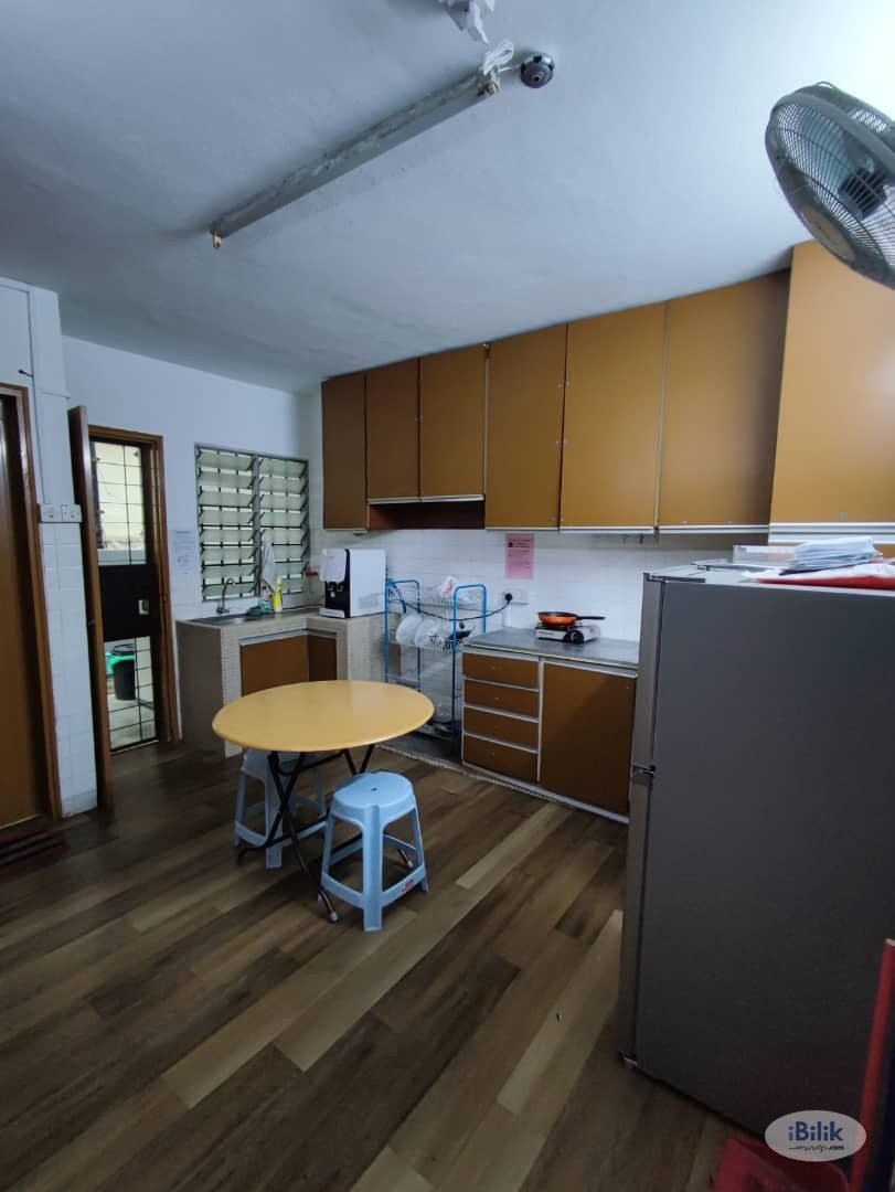 💥💥 MIDDLE room available near Atria Mall / Damansara Uptown / Starling Mall / SS2 / Damansara Jaya / SS22 💥💥 - Image 3