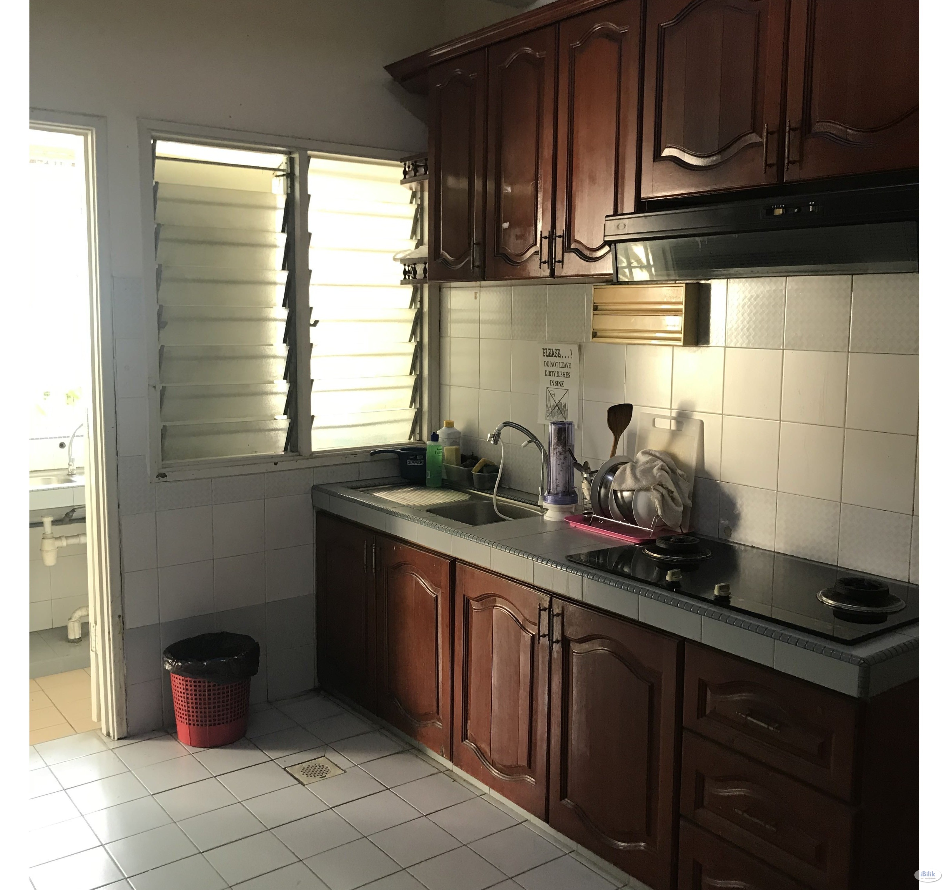 Single Room at UEP Subang Jaya, Subang Jaya - Image 3