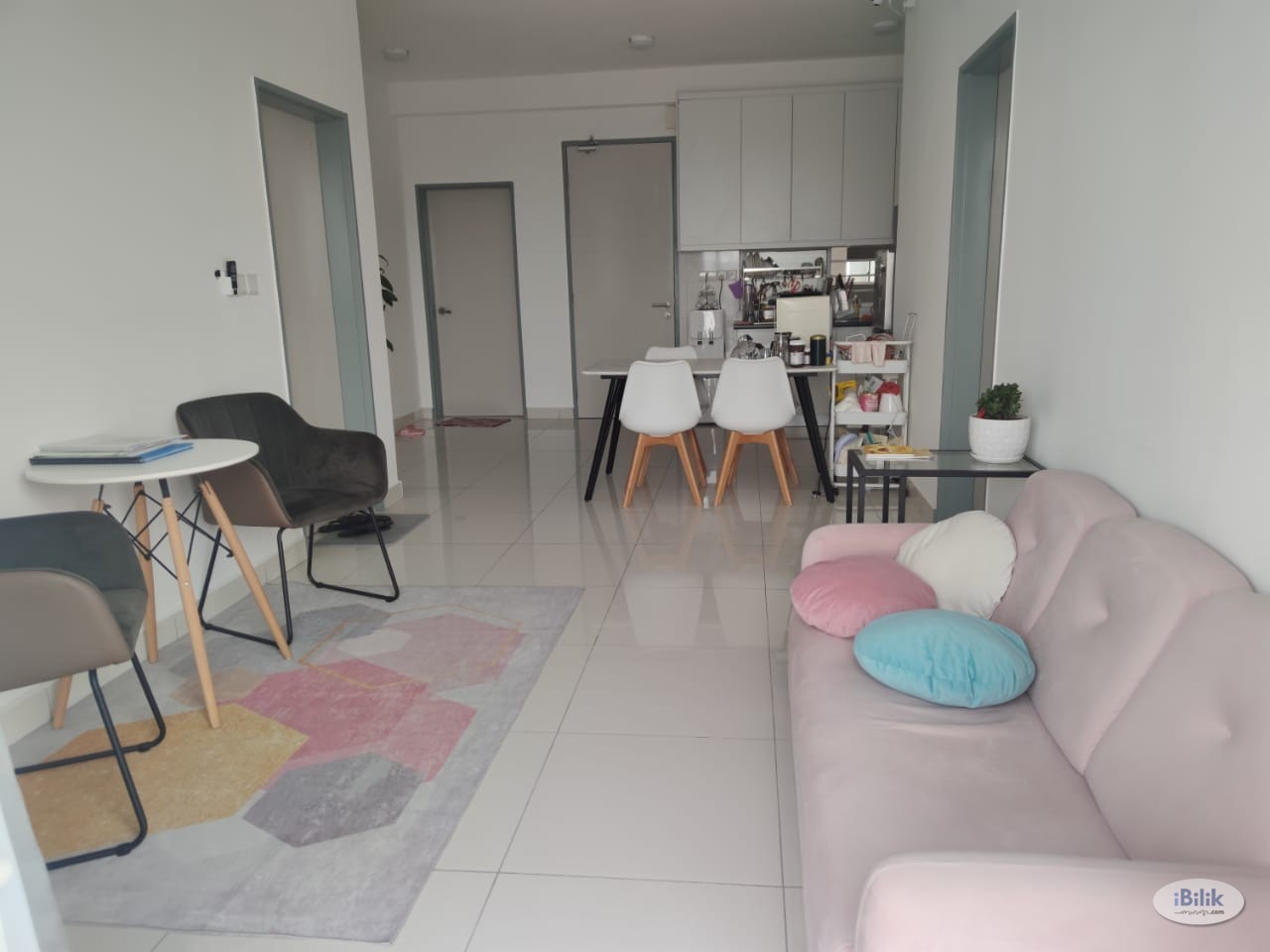 Single Room at Pinnacle, Sri Petaling - Image 3