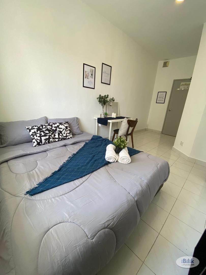 3 Mins Walk to MRT Pusat Bandar Damansara Station. Studio without Kitchen at Bangsar, Kuala Lumpur - Image 2
