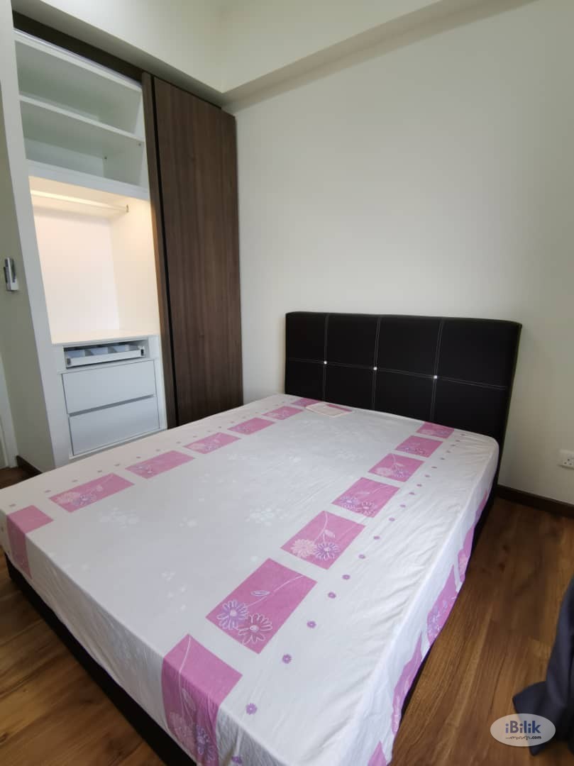 Middle Room at The Petalz, Old Klang Road - Image 2