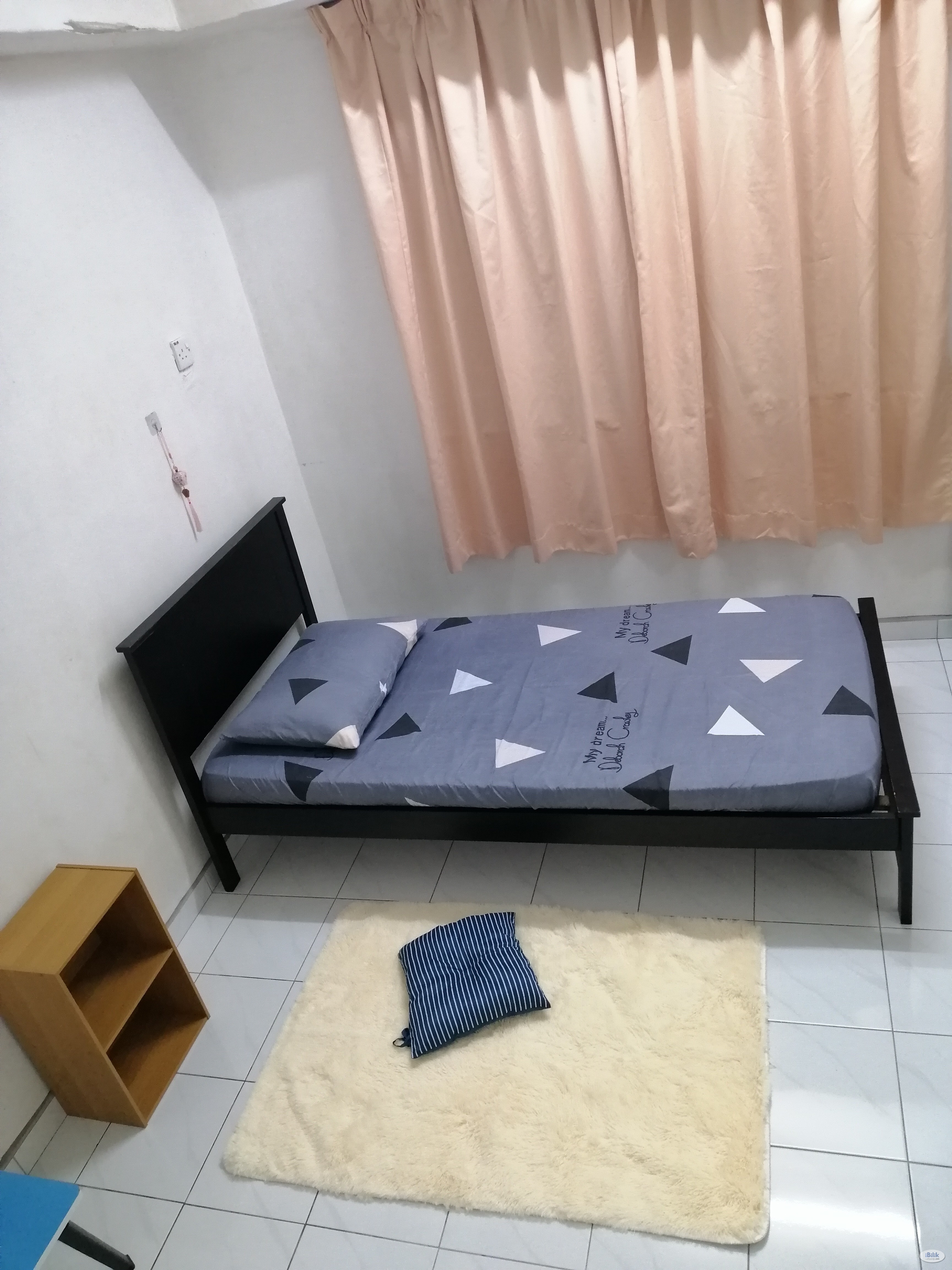 Bedroom for rent at Georgetown area, Penang - Image 1