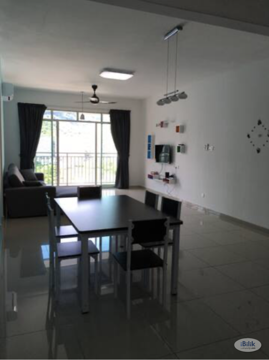 Middle Room furnished with Free 500mbps Wifi included in rental - Image 2