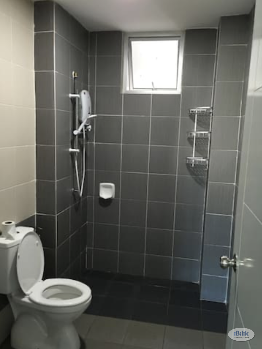 Middle Room furnished with Free 500mbps Wifi included in rental - Image 5
