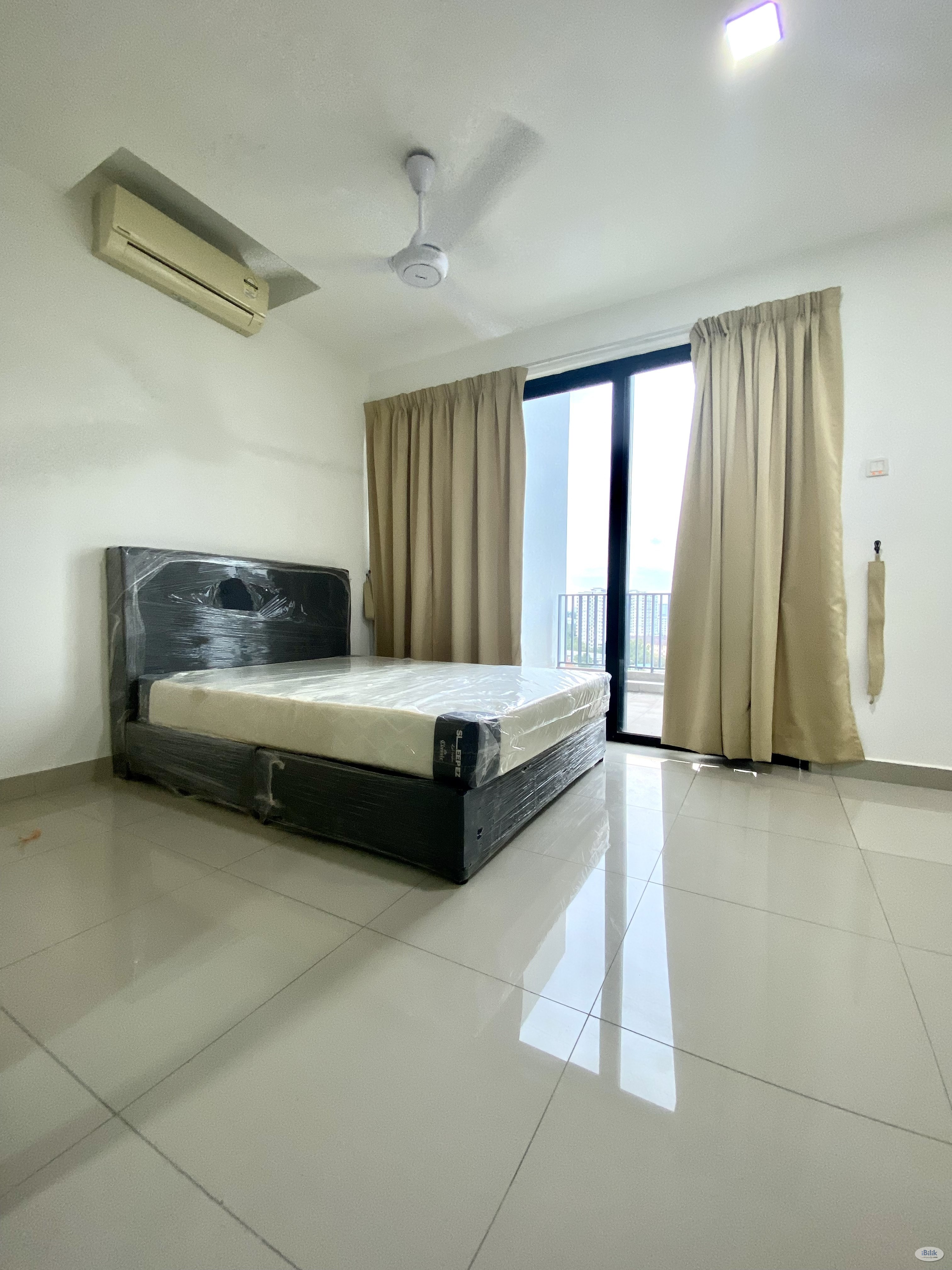 👉🏻Master Room For Rent At I-Residences👈🏻 - Image 3