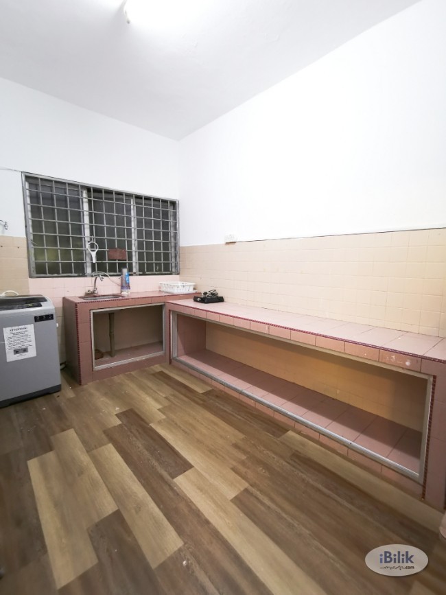 FREE Deposit! Comfy Master Room in SS2, Petaling Jaya Near 3 Damansara Mall - Image 3