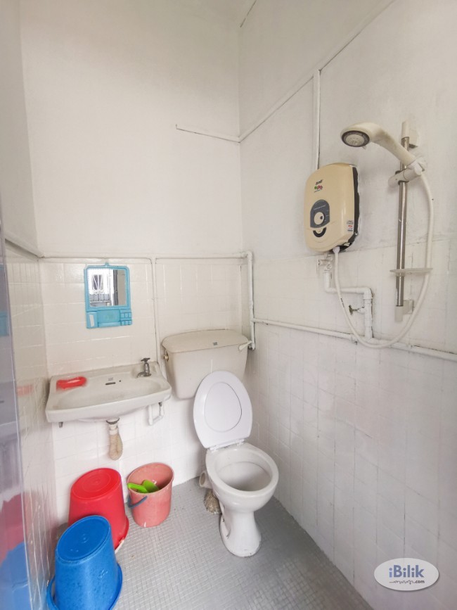 FREE Deposit! Comfy Master Room in SS2, Petaling Jaya Near 3 Damansara Mall - Image 5