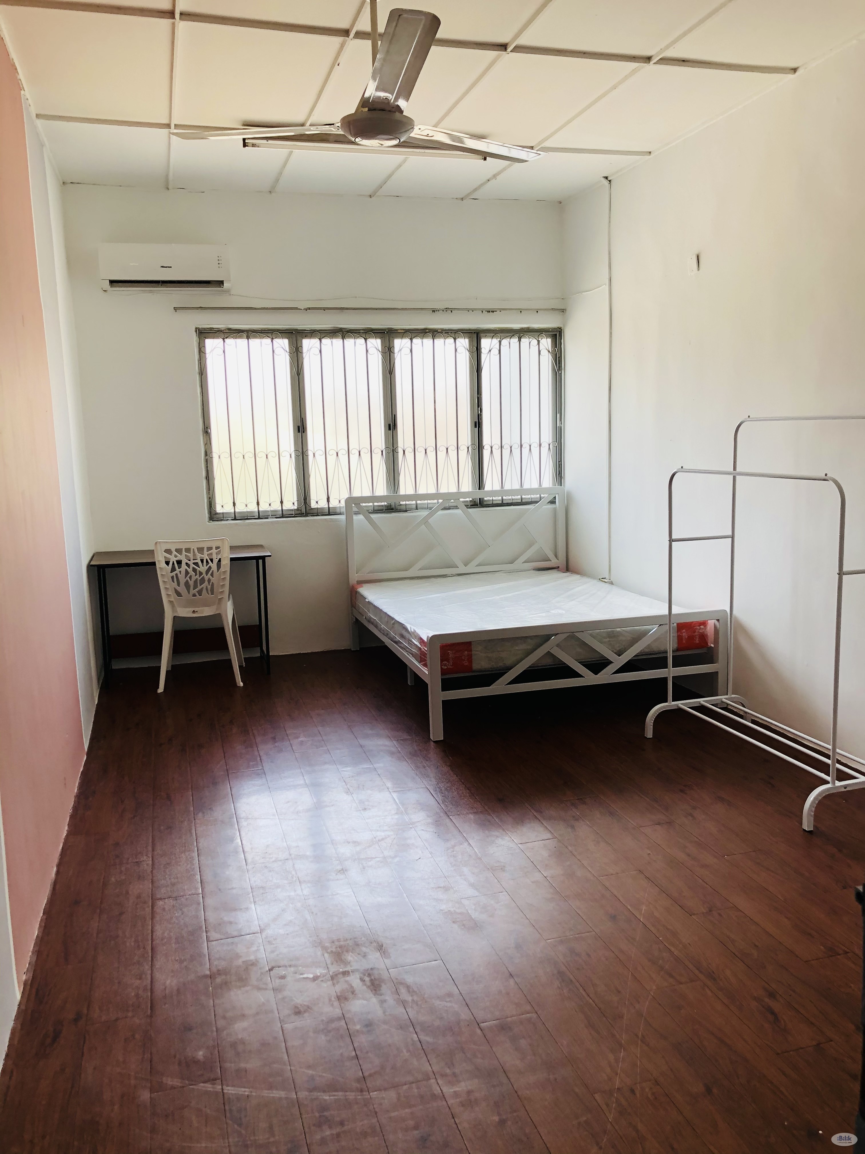 Master Bedroom At SS2 Petaling Jaya For Female Only - Image 1